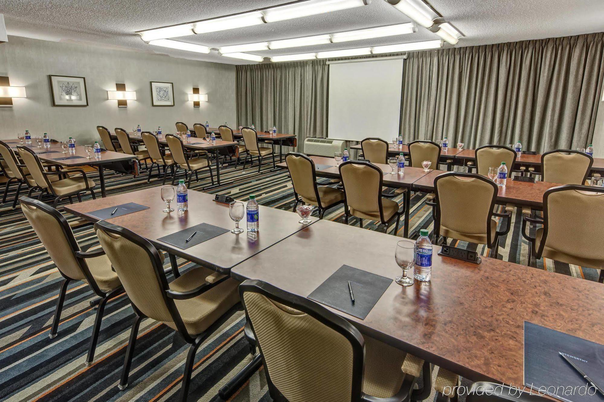 ฮิลตัน น็อกซ์วิลล์ แอร์พอร์ต Hotel อัลคอ ภายนอก รูปภาพ